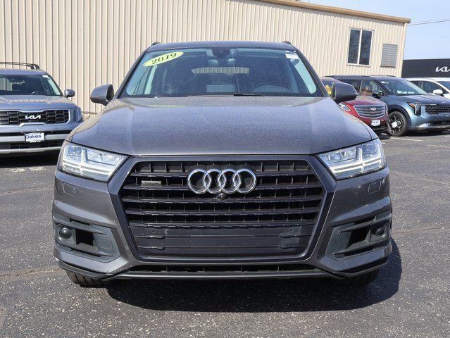 Used 2019 Audi Q7 3.0T Prestige w/ Prestige Package image 3