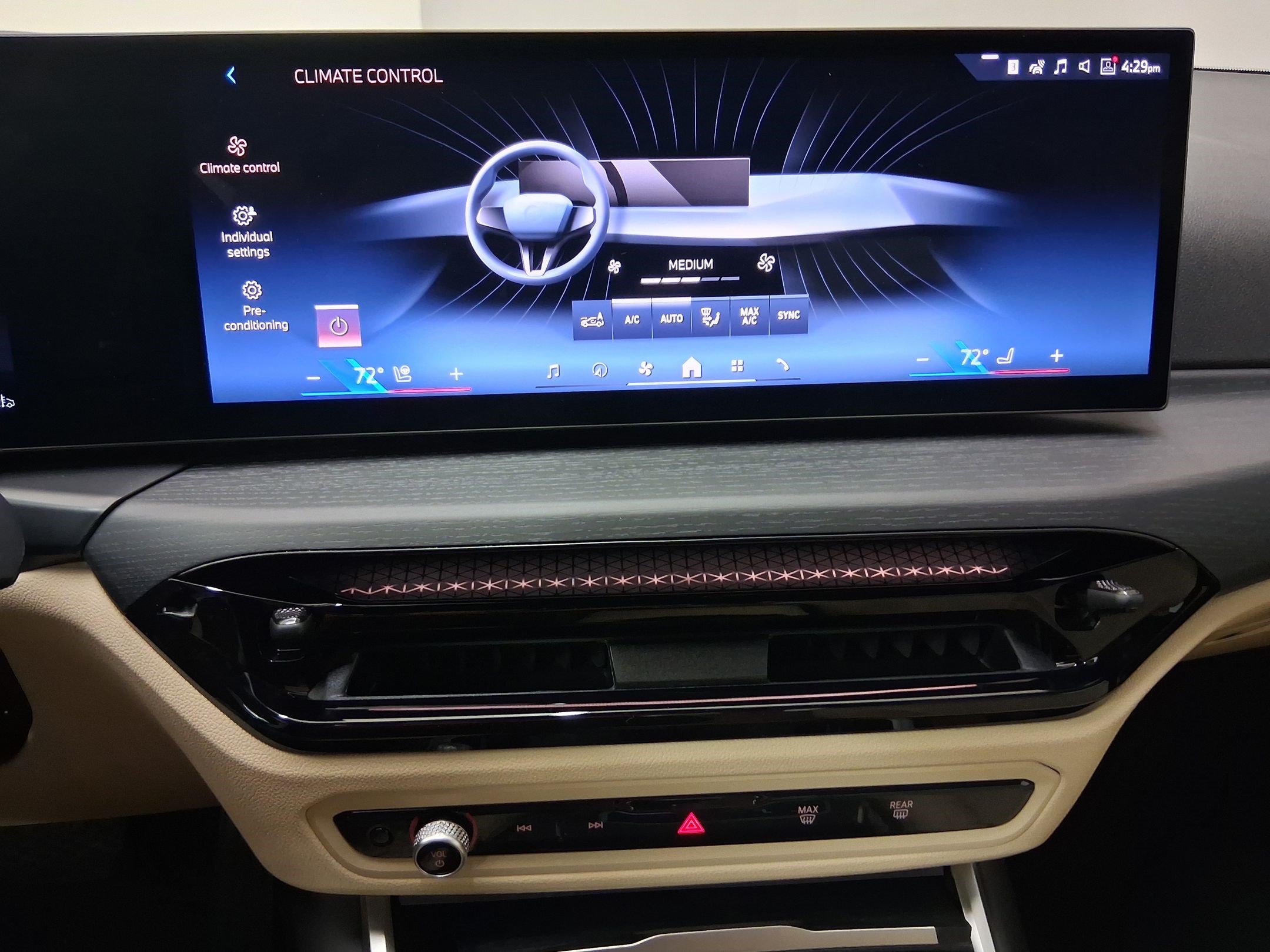 New 2026 BMW 330i Sedan w/ Convenience Package RWD image 64