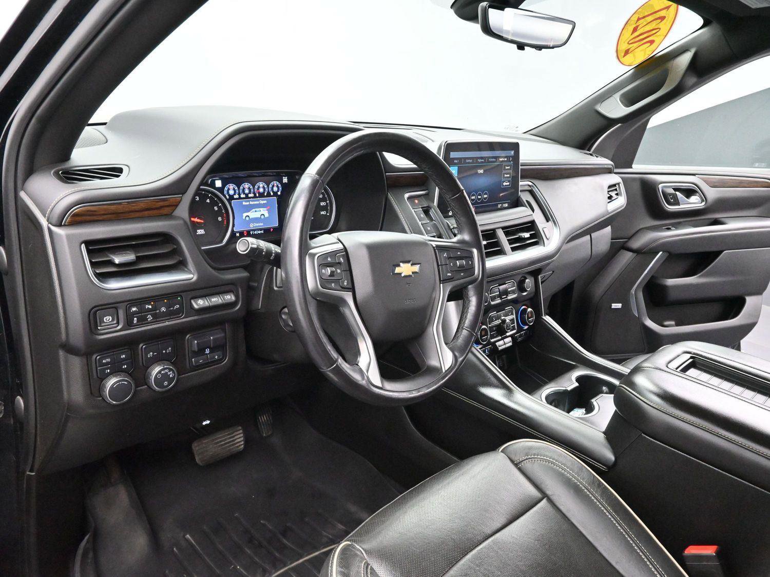 Used 2021 Chevrolet Tahoe Premier w/ Premium Package AWD/4WD image 18