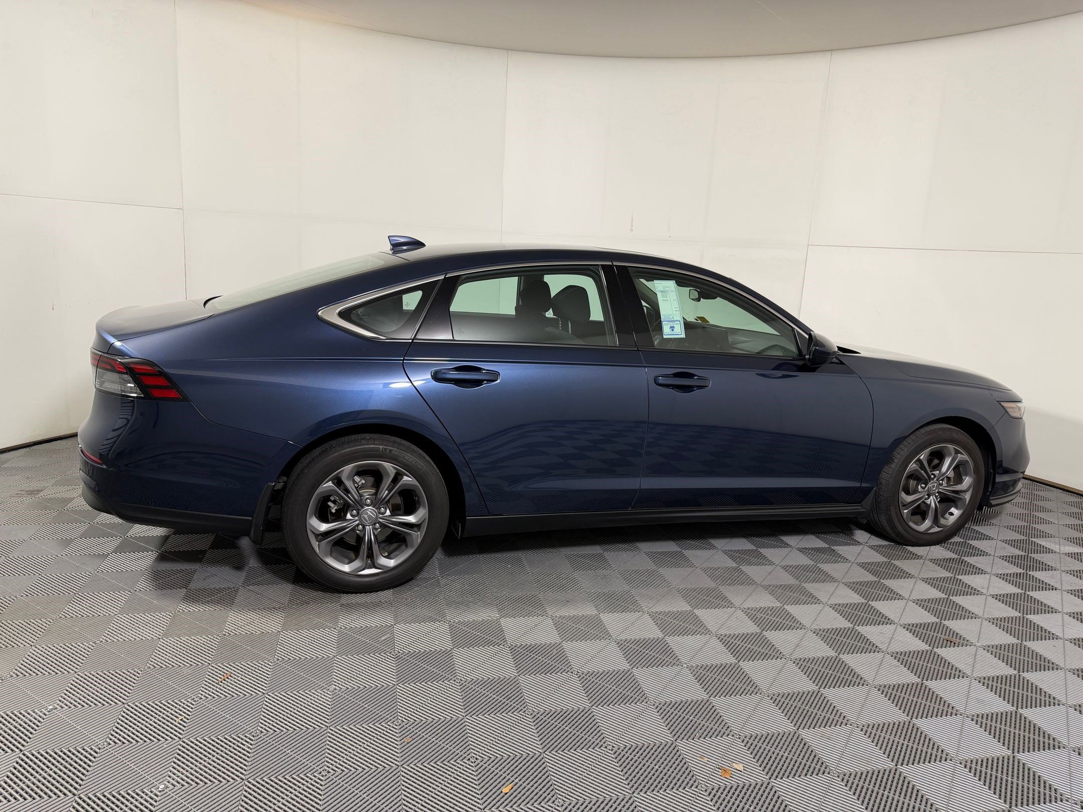 Certified 2024 Honda Accord EX image 21