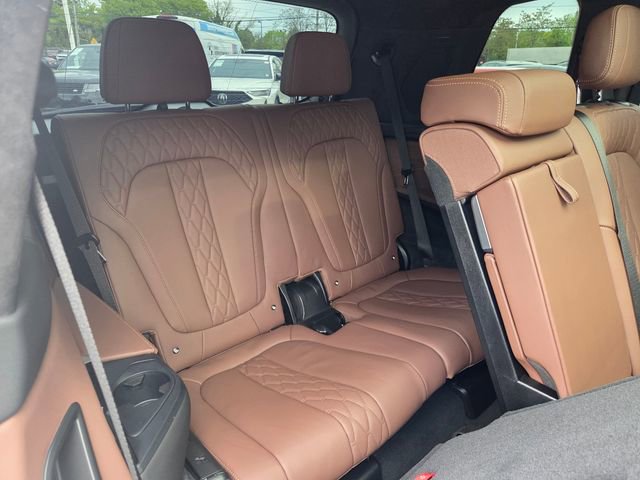 Certified 2024 BMW X7 M60i w/ M Sport Professional Package AWD/4WD image 33