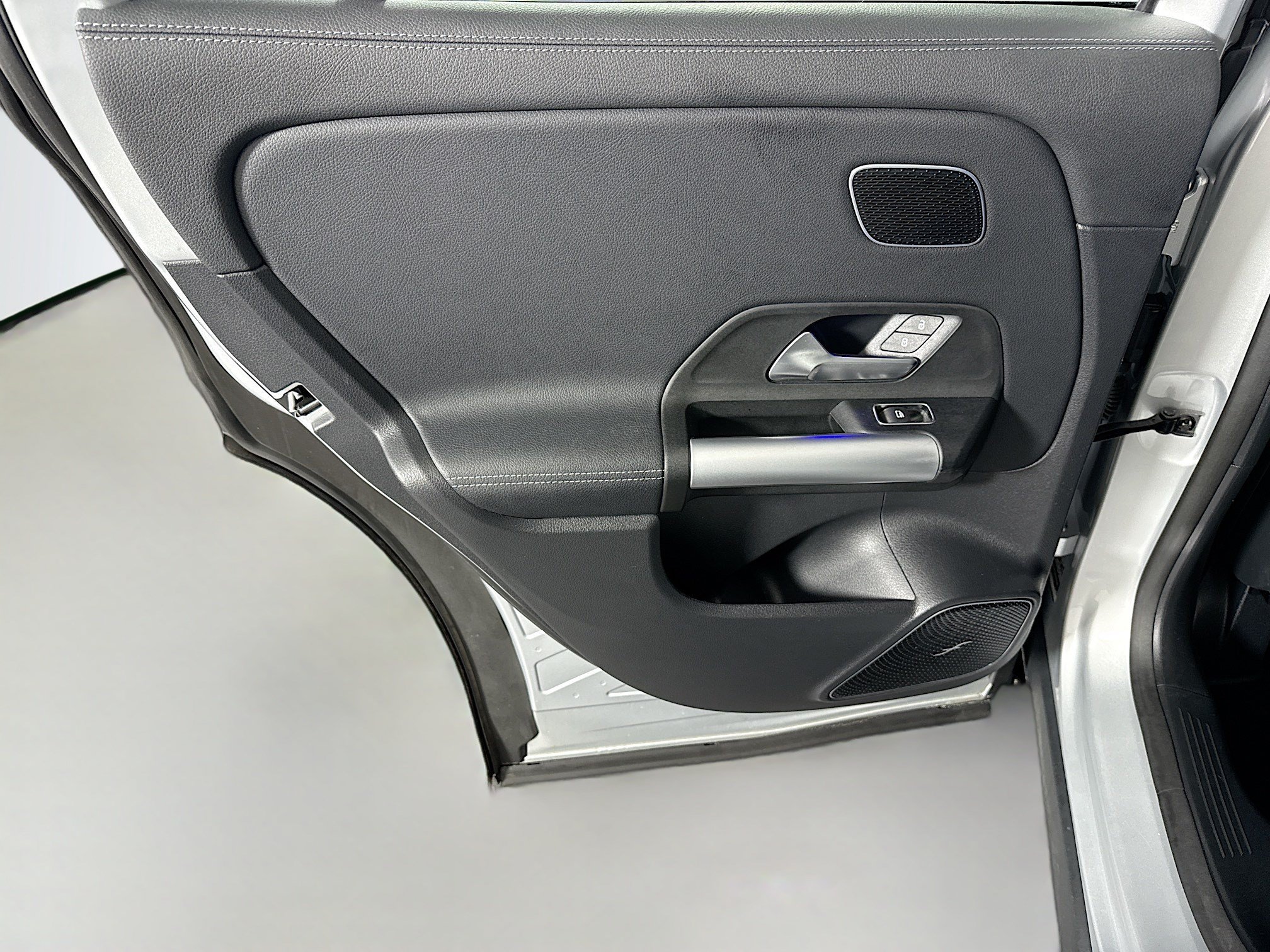 Used 2023 Mercedes-Benz GLA 250 4MATIC w/ Premium Package image 26
