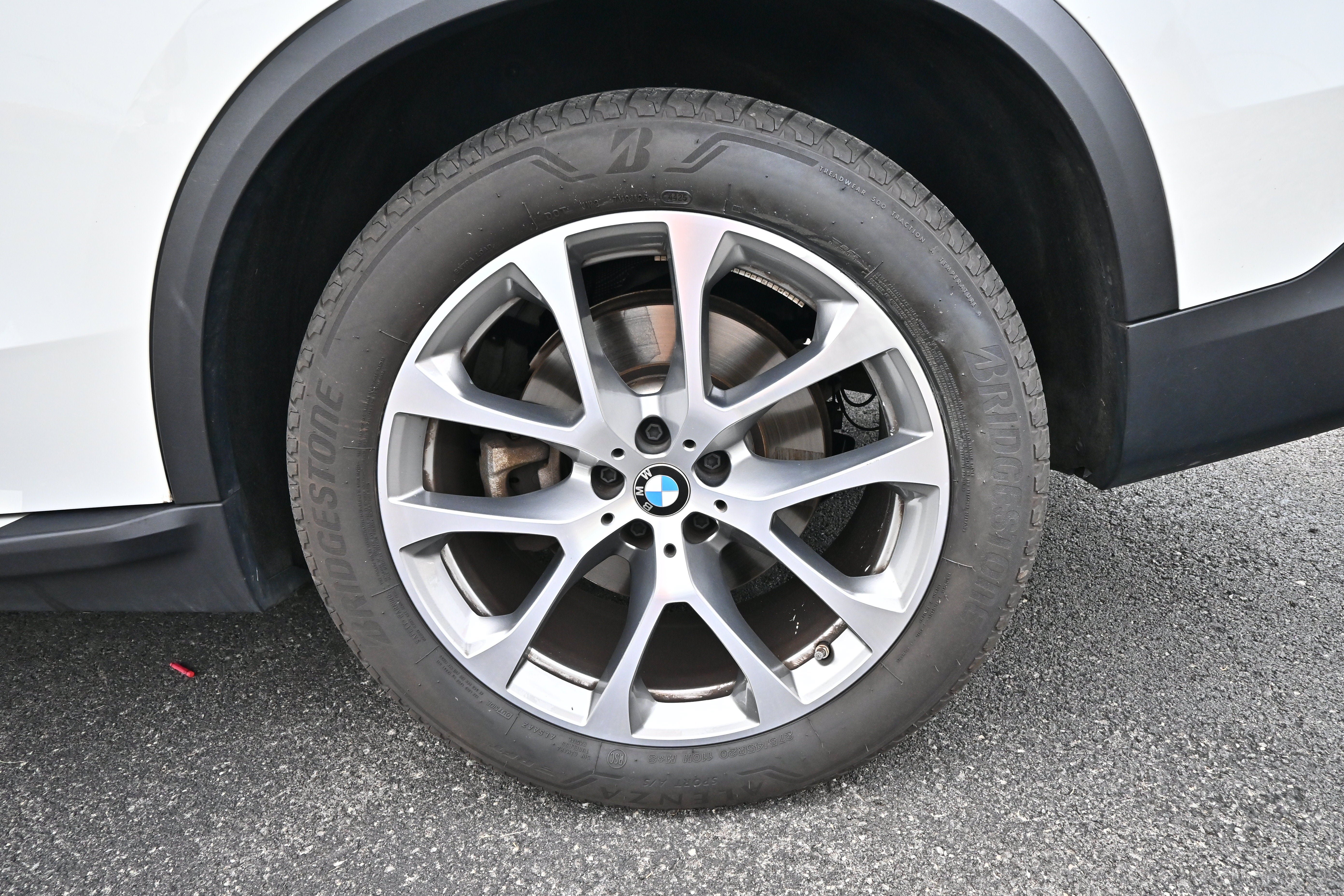 Used 2026 BMW X5 xDrive40i AWD/4WD image 10