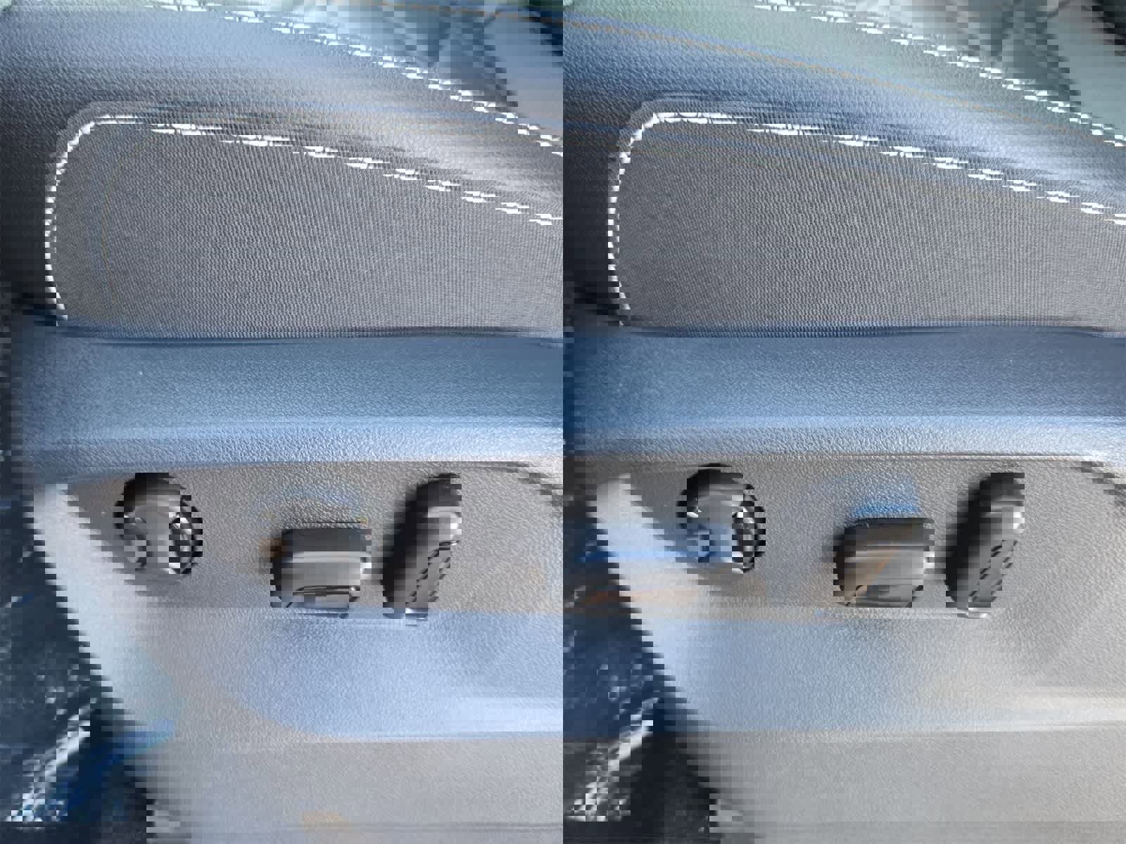 New 2026 Volkswagen Atlas SE image 18