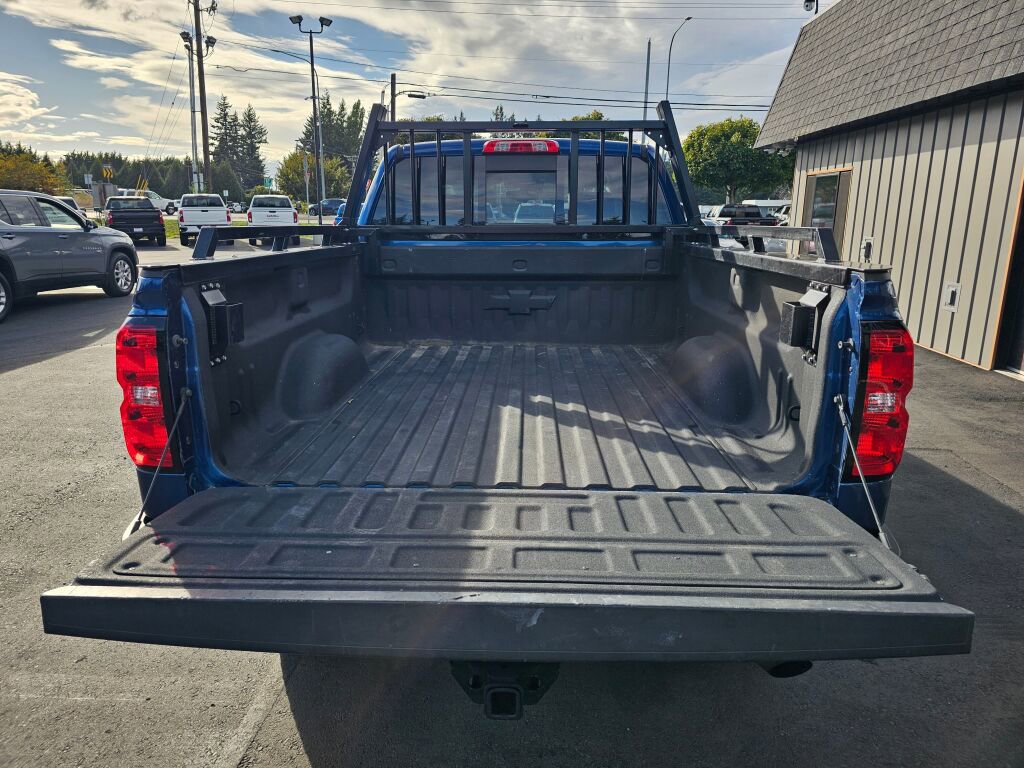 Used 2018 Chevrolet Silverado 3500 LTZ image 17