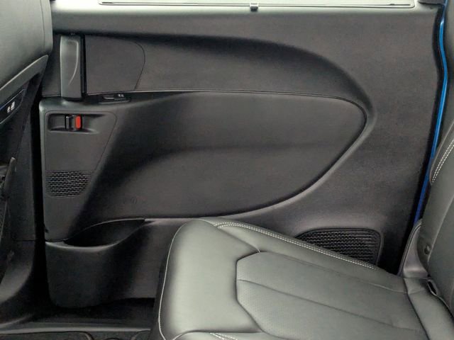 New 2026 Chrysler Pacifica Select w/ S Appearance Package image 28