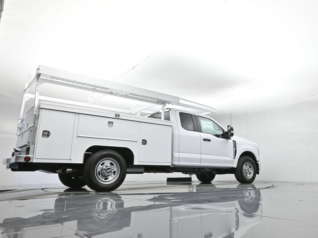 New 2026 Ford F350 XL w/ XL Chrome Package RWD image 57