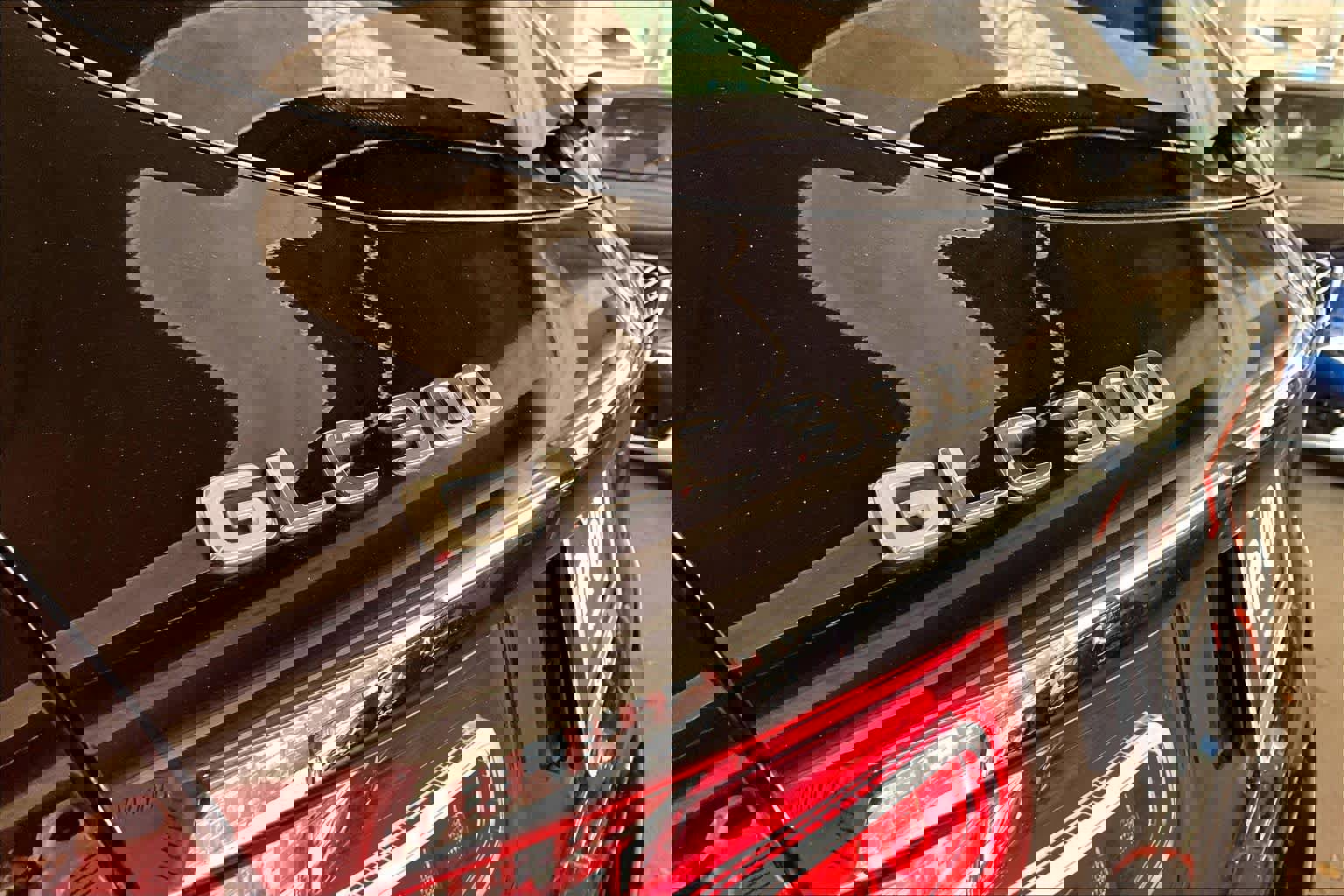 Used 2022 Mercedes-Benz GLC 300 image 9