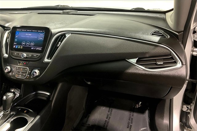 Used 2020 Chevrolet Malibu LT image 27