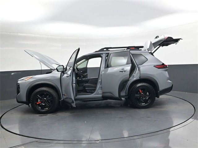New 2026 Nissan Rogue SV image 32