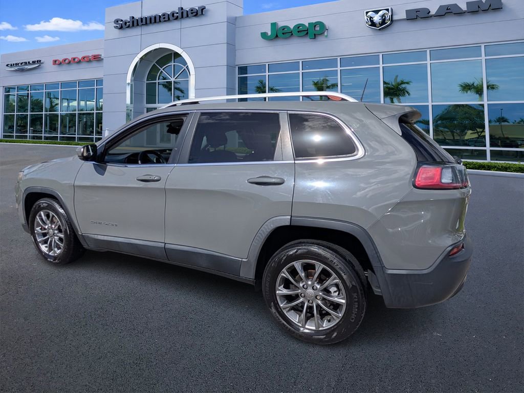 Used 2020 Jeep Cherokee Latitude Plus image 5