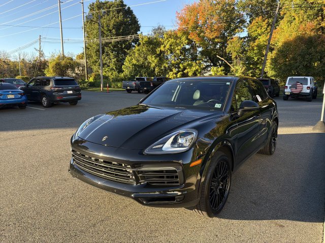 Used 2023 Porsche Cayenne AWD/4WD image 4
