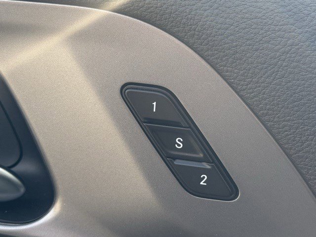 New 2026 Chrysler Pacifica Select image 10