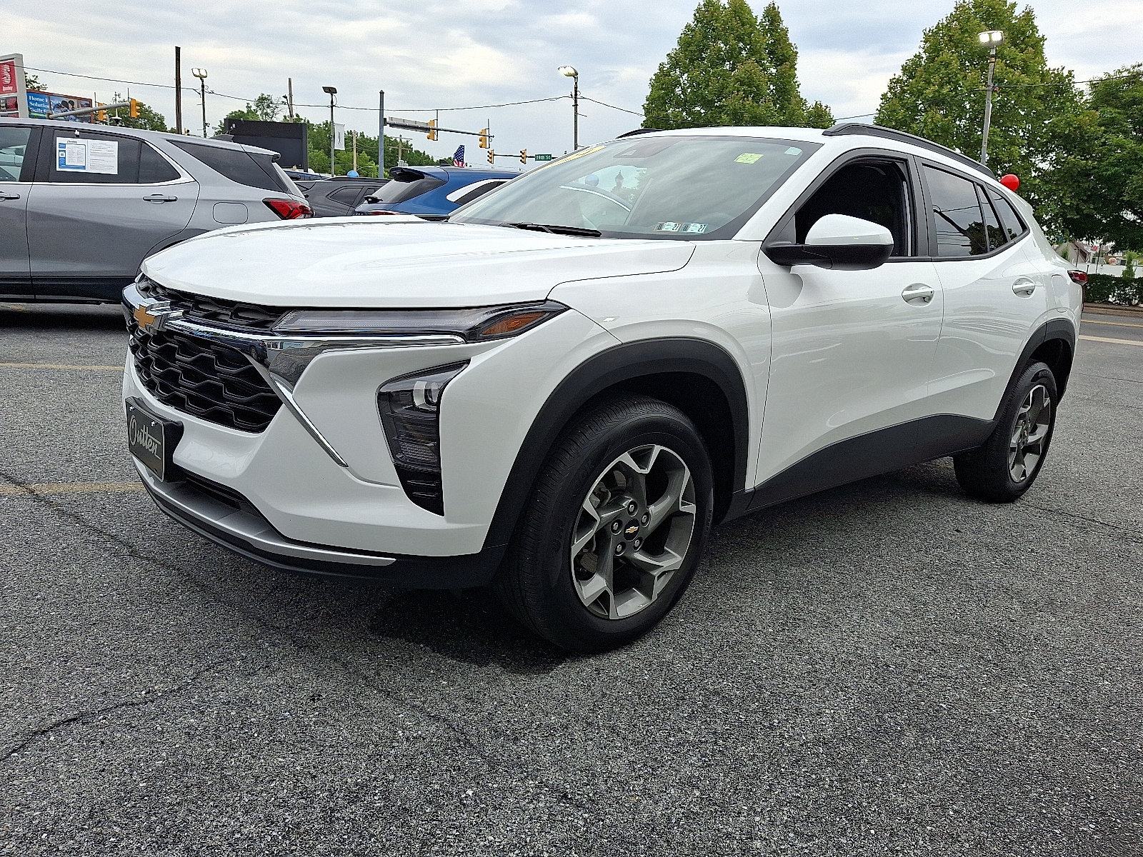 Used 2024 Chevrolet Trax LT w/ Driver Confidence Package