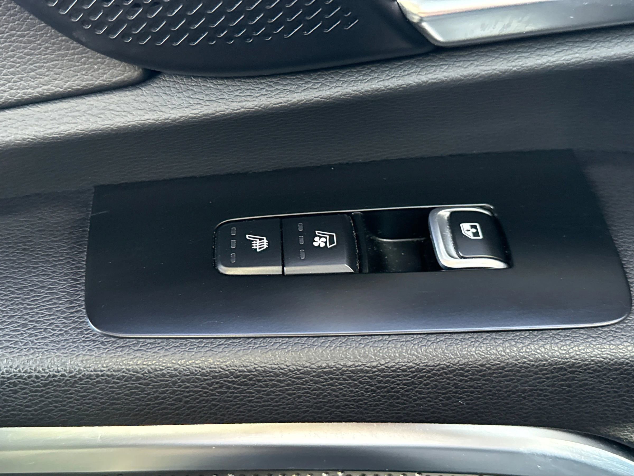 Used 2021 Kia Telluride SX w/ SX Prestige Package AWD/4WD image 30