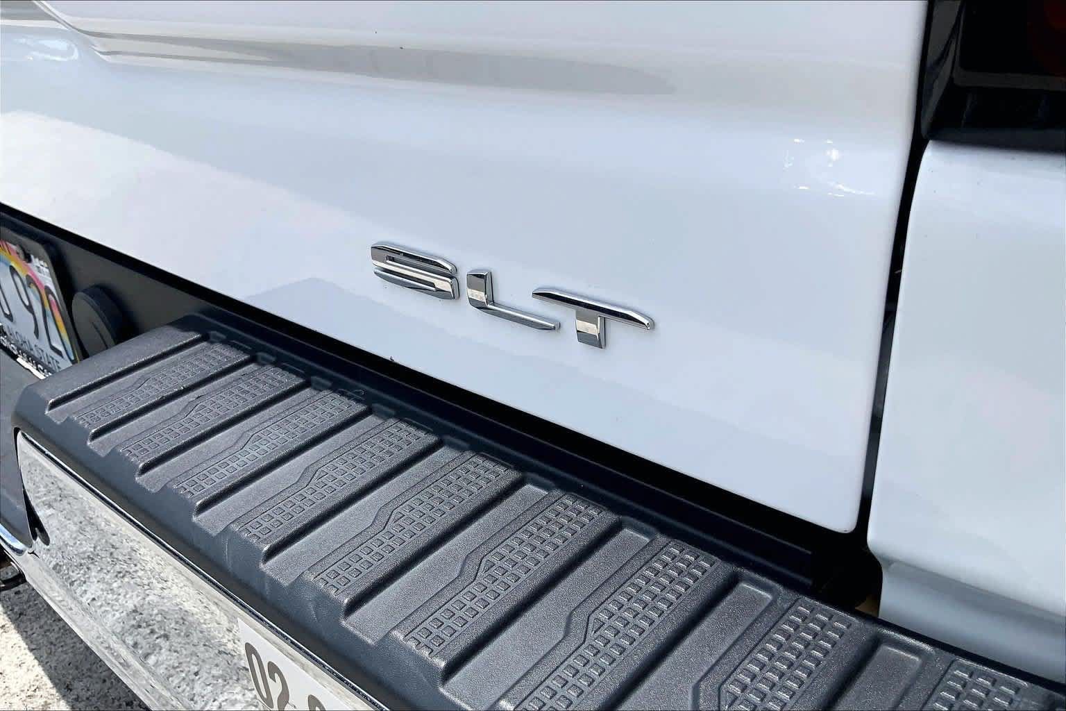 Used 2024 GMC Sierra 1500 SLT AWD/4WD image 7