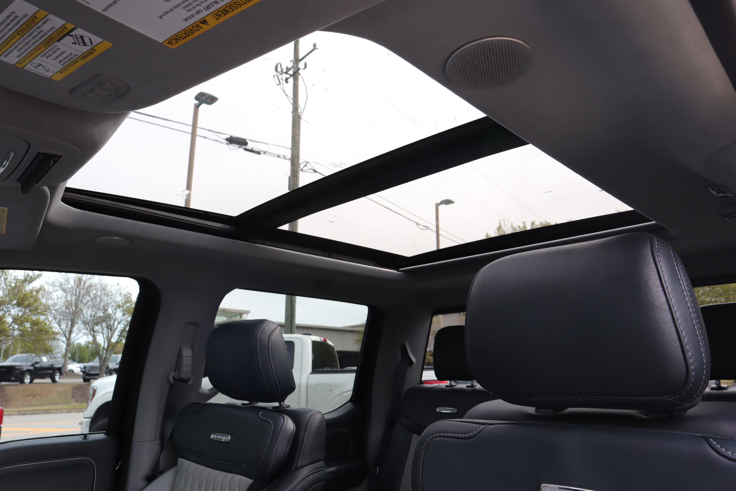 Used 2024 Ford F250 Limited w/ FX4 Off-Road Package AWD/4WD image 8