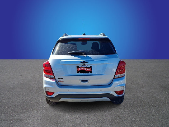 Used 2020 Chevrolet Trax LT w/ Sun & Sound Package FWD image 5