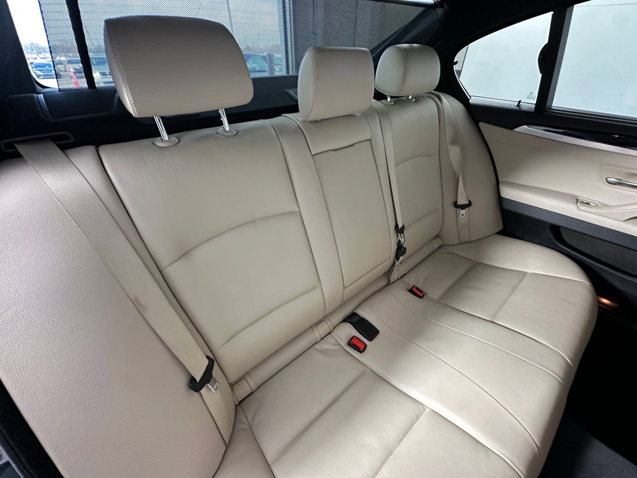 Used 2011 BMW 535i Sedan image 31