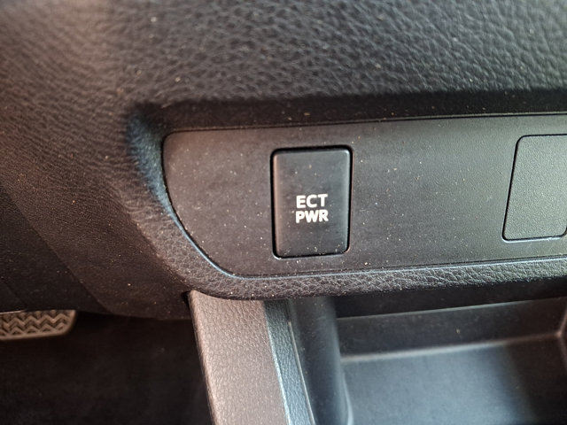 Used 2017 Toyota Tacoma SR5 AWD/4WD image 24