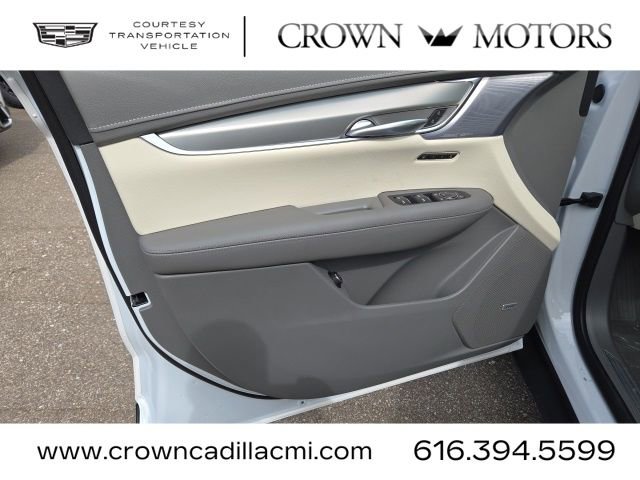 Used 2025 Cadillac XT5 Premium Luxury w/ Technology Package image 20
