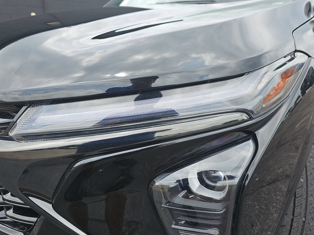 Certified 2024 Chevrolet Trax RS FWD image 35