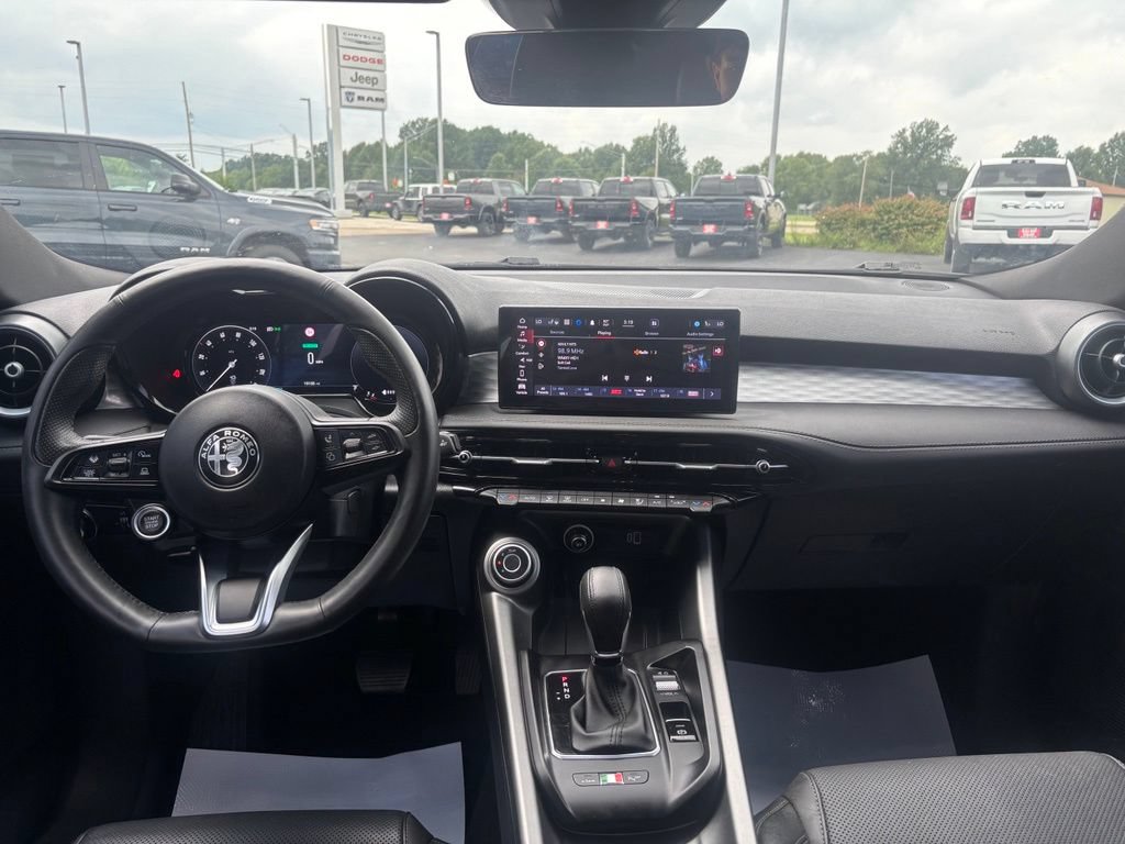 Used 2024 Alfa Romeo Tonale Ti w/ Active Assist Package AWD/4WD image 32