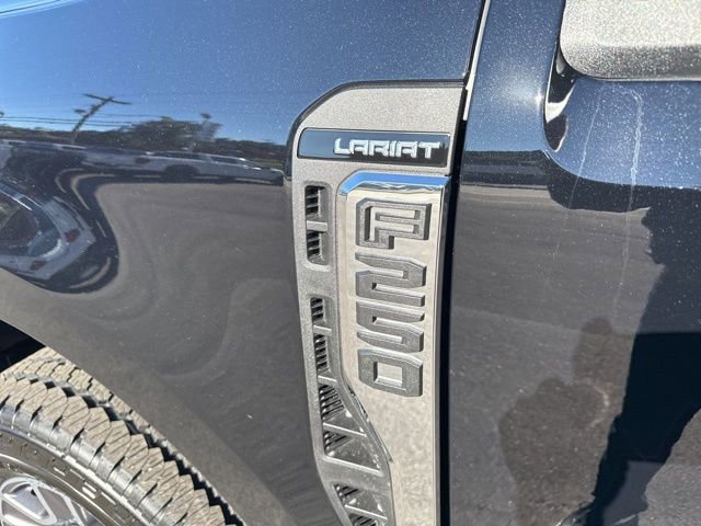 New 2026 Ford F250 Lariat w/ FX4 Off-Road Package image 17