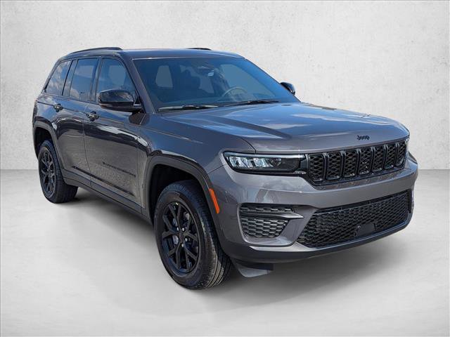 New 2025 Jeep Grand Cherokee Altitude image 3