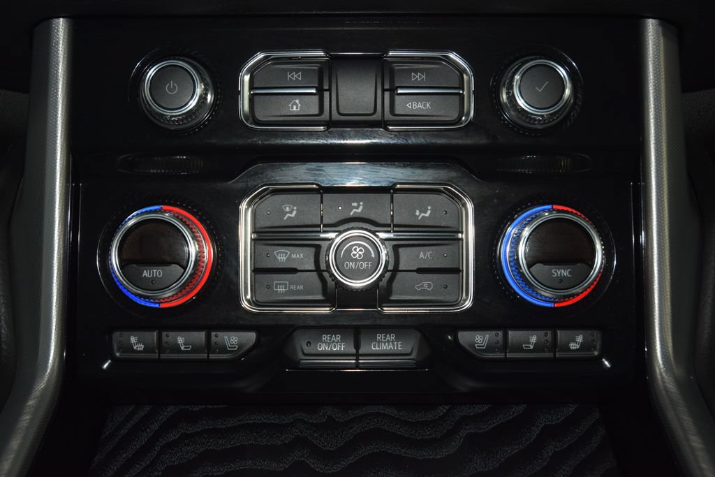 Used 2024 GMC Yukon XL Denali AWD/4WD image 35
