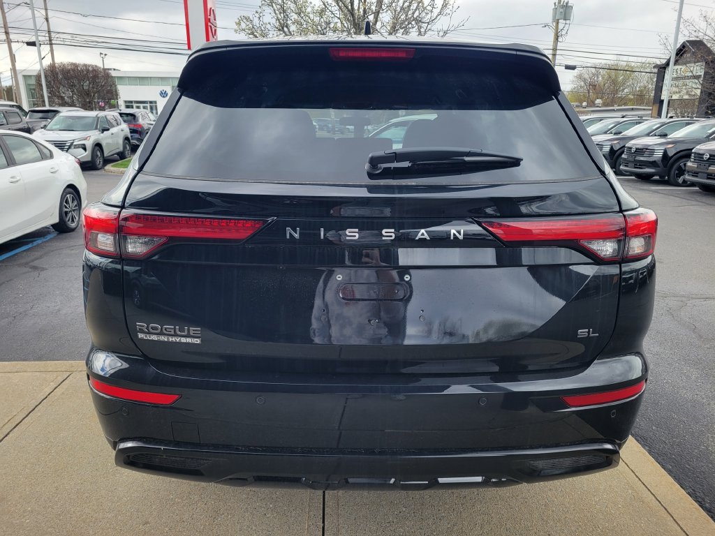 New 2026 Nissan Rogue SL w/ Family Package AWD/4WD image 4