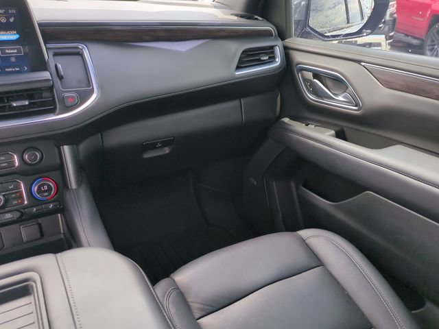 Used 2022 Chevrolet Tahoe Z71 w/ Luxury Package AWD/4WD image 20