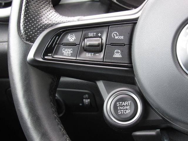 Used 2024 Alfa Romeo Tonale Ti w/ Active Assist Package AWD/4WD image 26