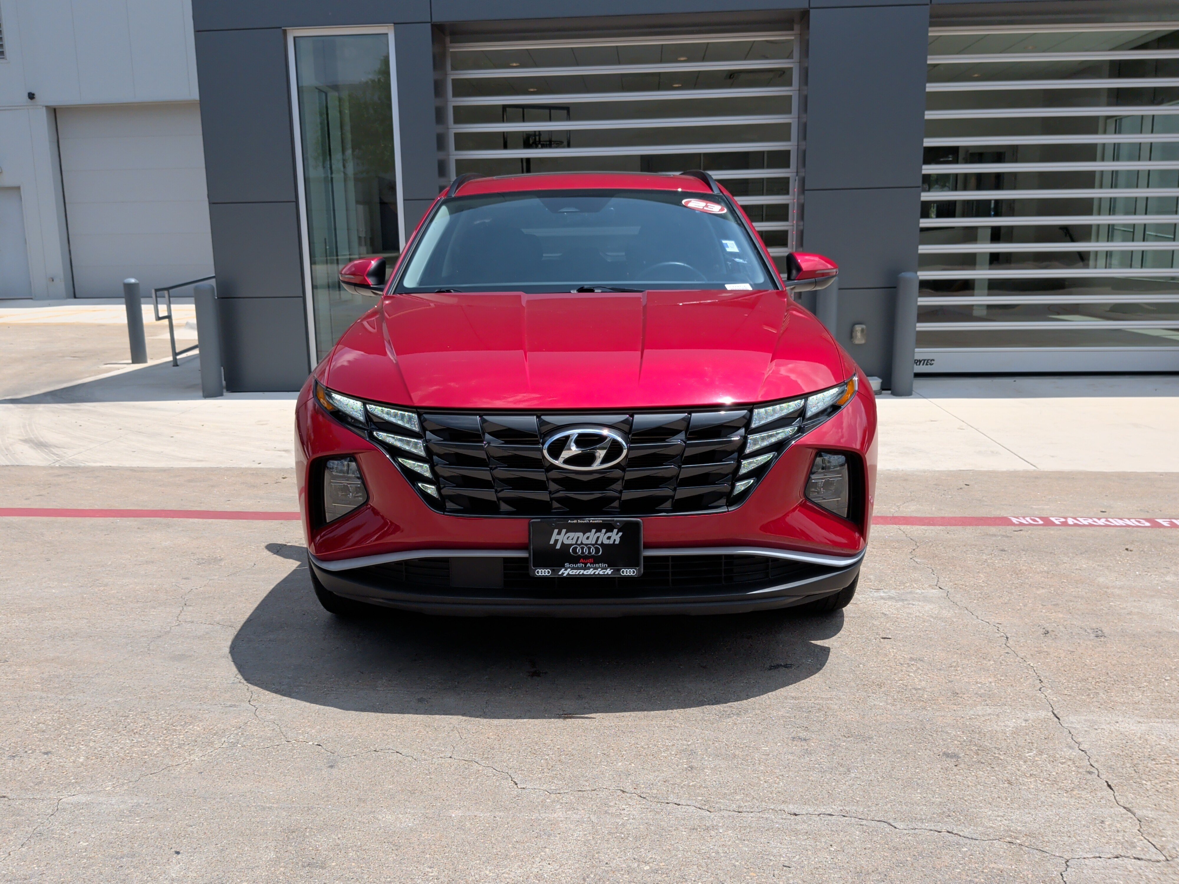 Used 2023 Hyundai Tucson SEL w/ Convenience Package FWD image 3