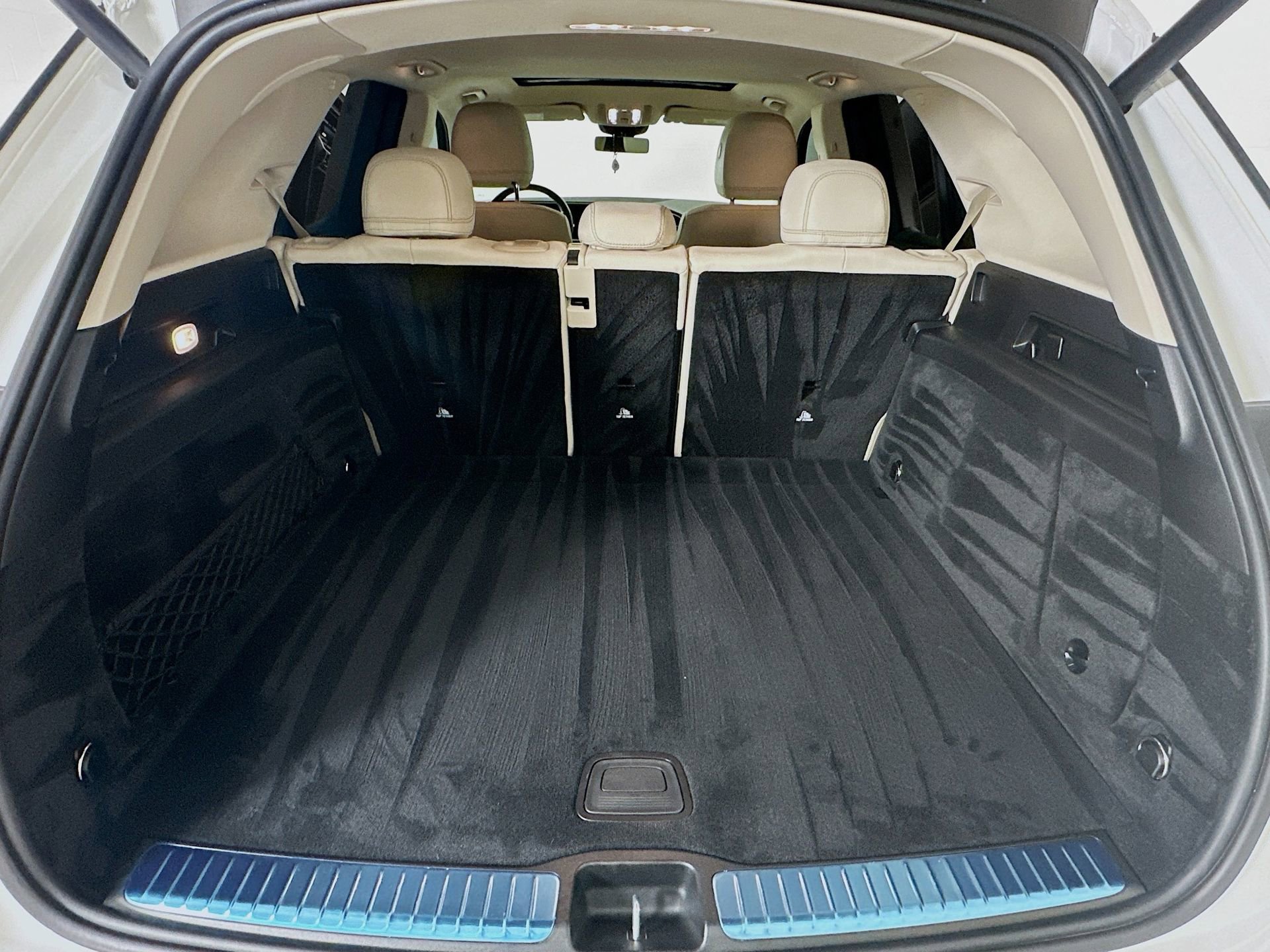 Certified 2022 Mercedes-Benz GLE 350 w/ Premium Package image 28