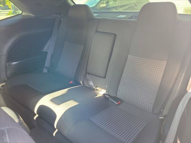 Used 2022 Dodge Challenger R/T RWD image 13