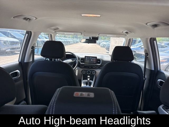 Used 2020 Hyundai Venue SEL FWD image 13