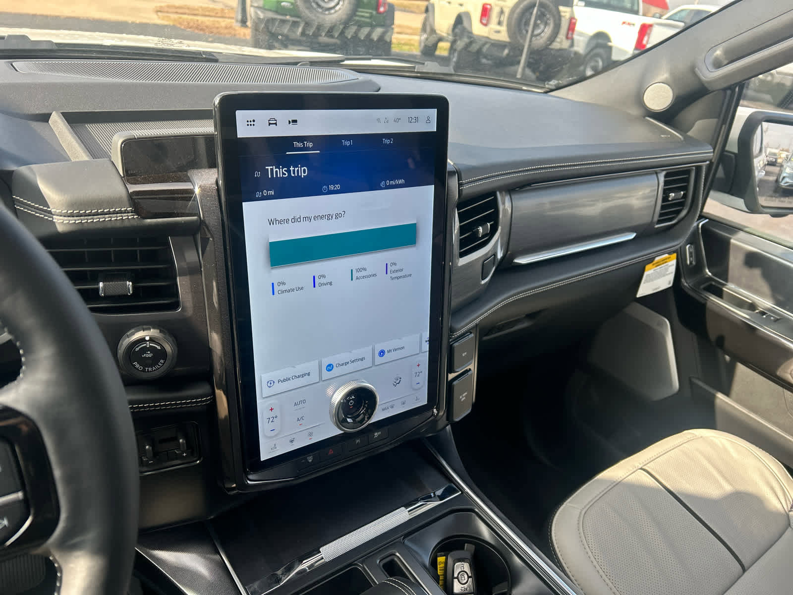 New 2025 Ford F150 Lightning Platinum image 19