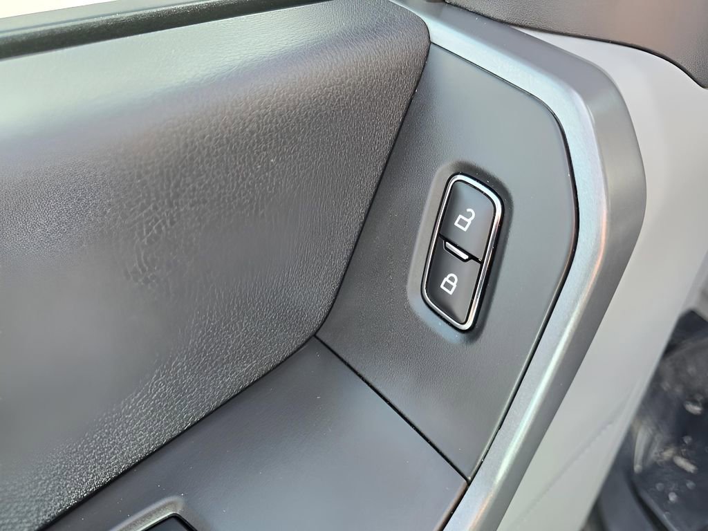 Used 2024 Ford F250 XLT w/ FX4 Off-Road Package image 13