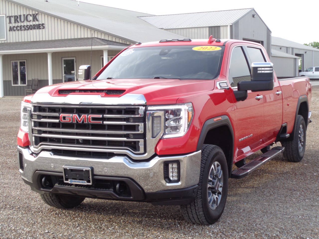Used 2022 GMC Sierra 3500 SLT w/ SLT Premium Package AWD/4WD image 3