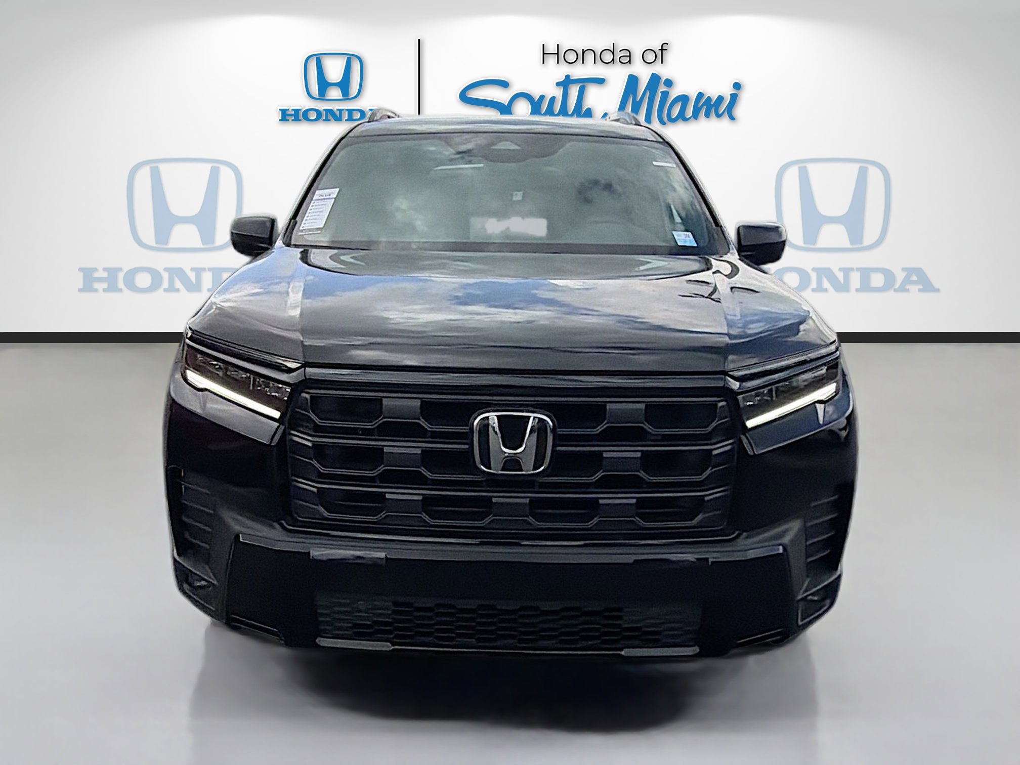 New 2026 Honda Pilot Sport image 2