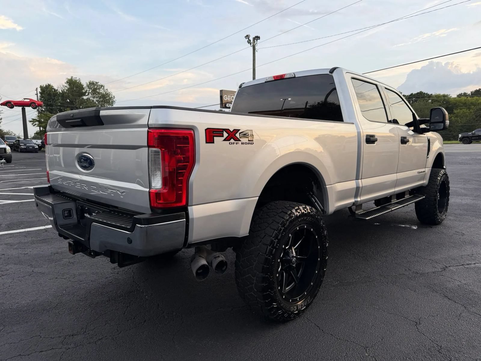 Used 2017 Ford F250 XLT w/ XLT Value Package AWD/4WD image 9