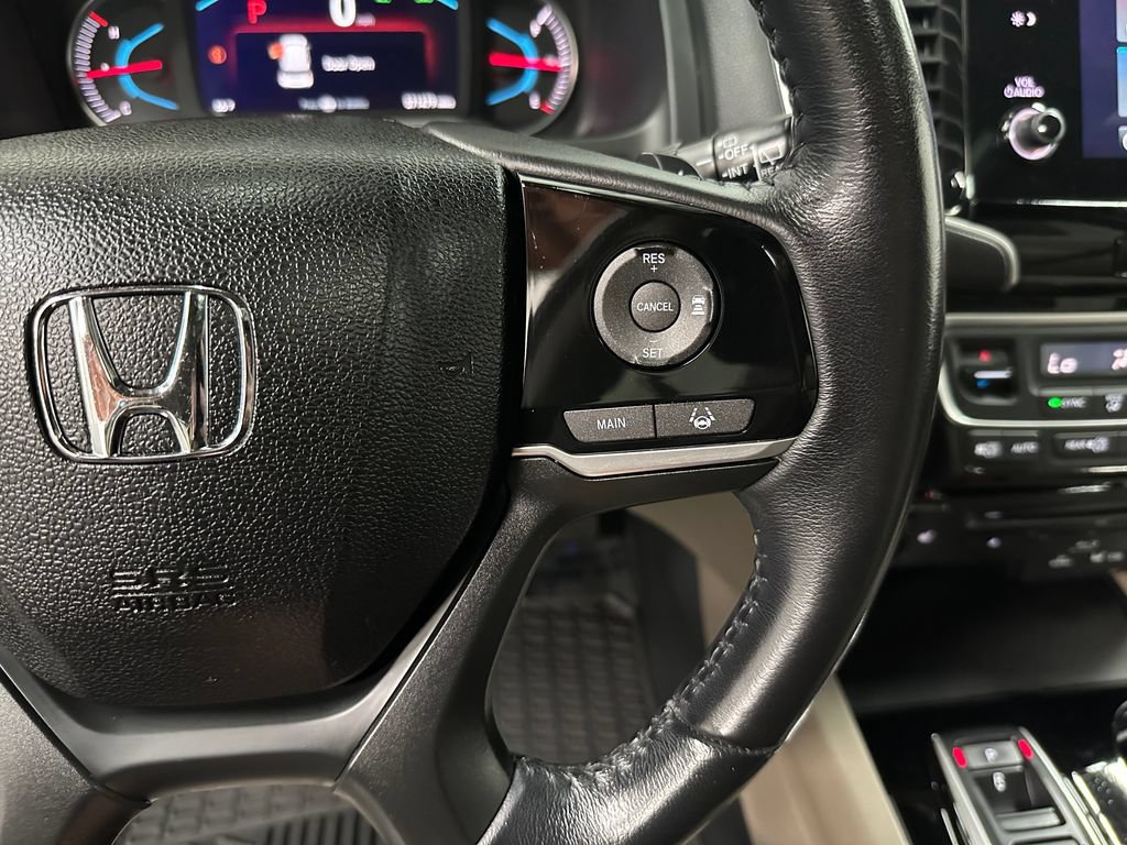 Used 2020 Honda Pilot Touring image 16