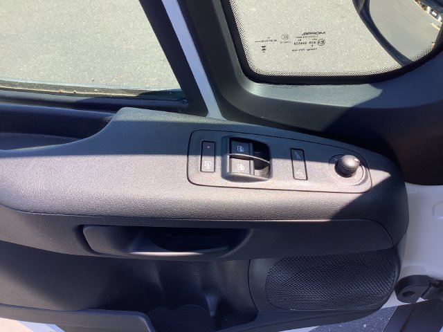 Used 2025 RAM ProMaster 2500 w/ Convenience Group FWD image 9