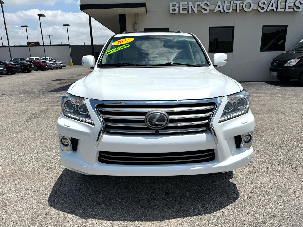Used 2015 Lexus LX 570 4WD image 3