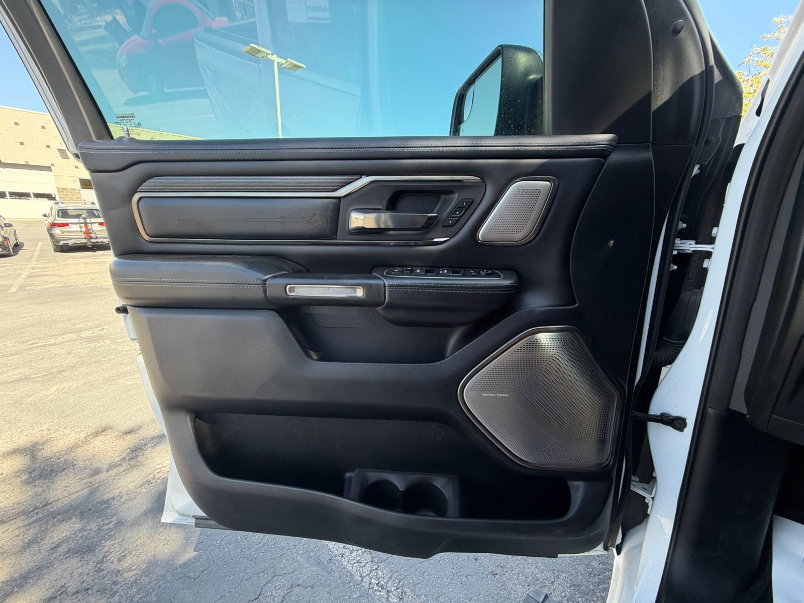 Used 2020 RAM 1500 Limited AWD/4WD image 29