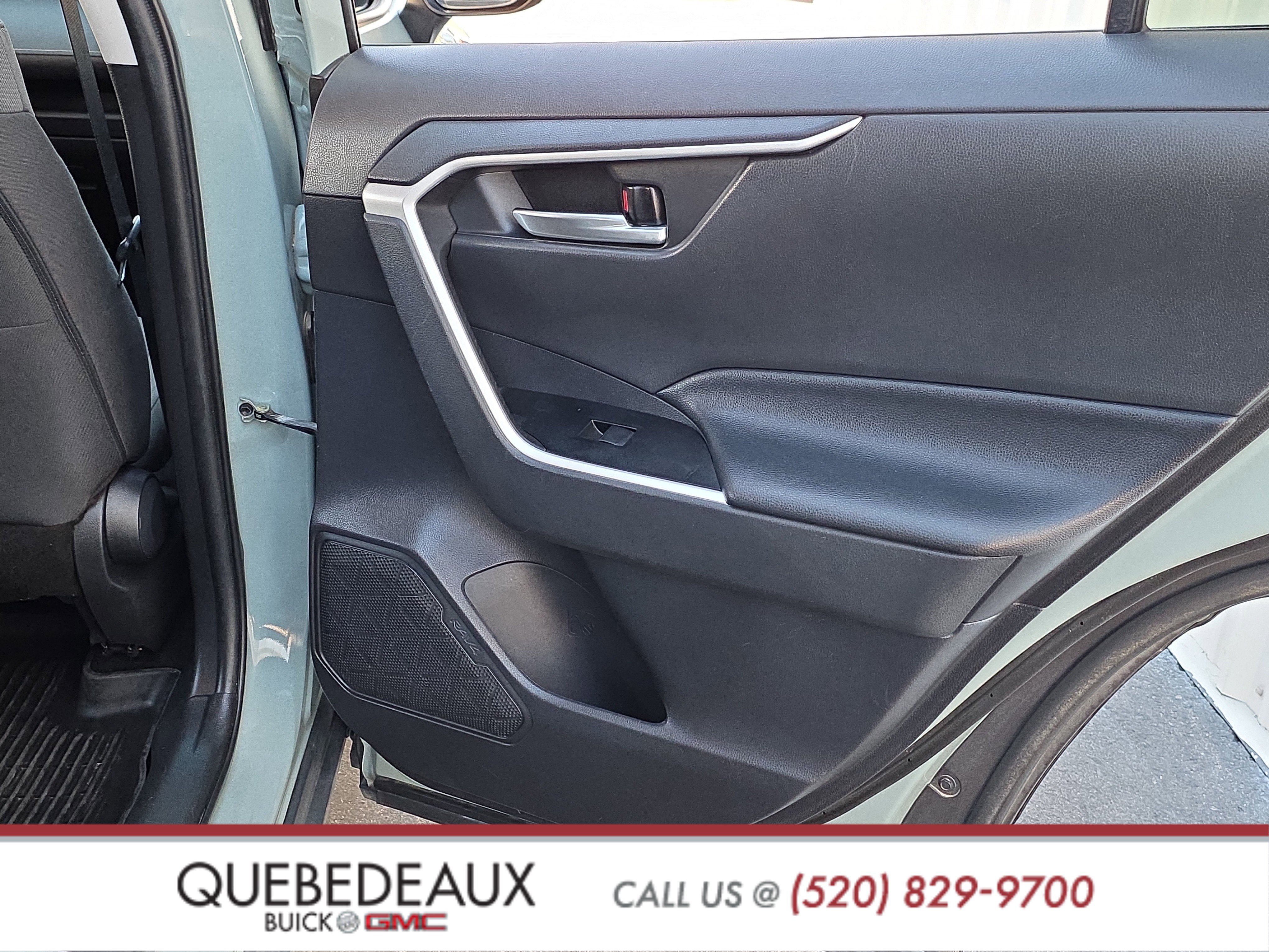 Used 2021 Toyota RAV4 XLE image 26