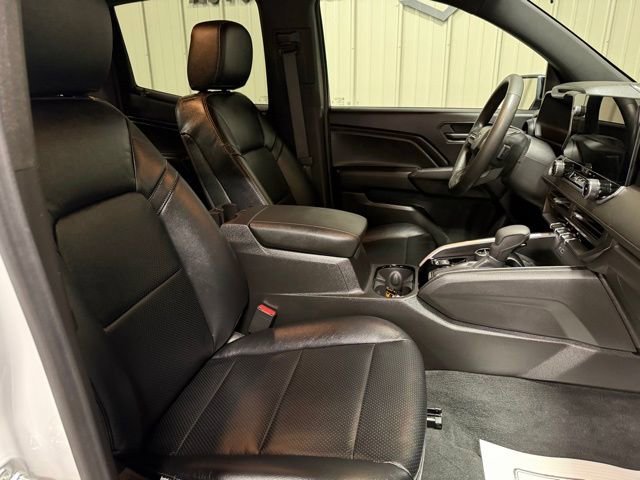 Used 2024 Chevrolet Colorado Trail Boss w/ Technology Package image 28