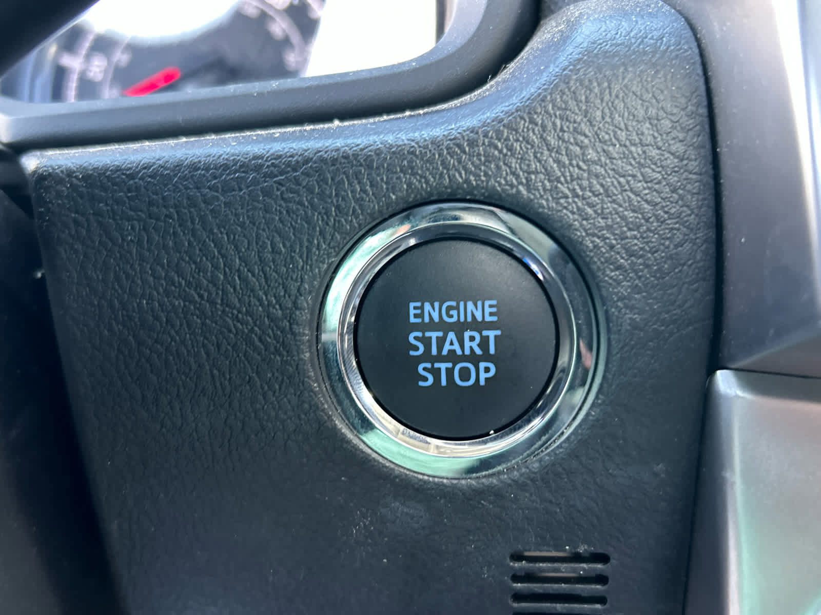 Used 2023 Toyota 4Runner SR5 Premium w/ Moonroof Package image 39