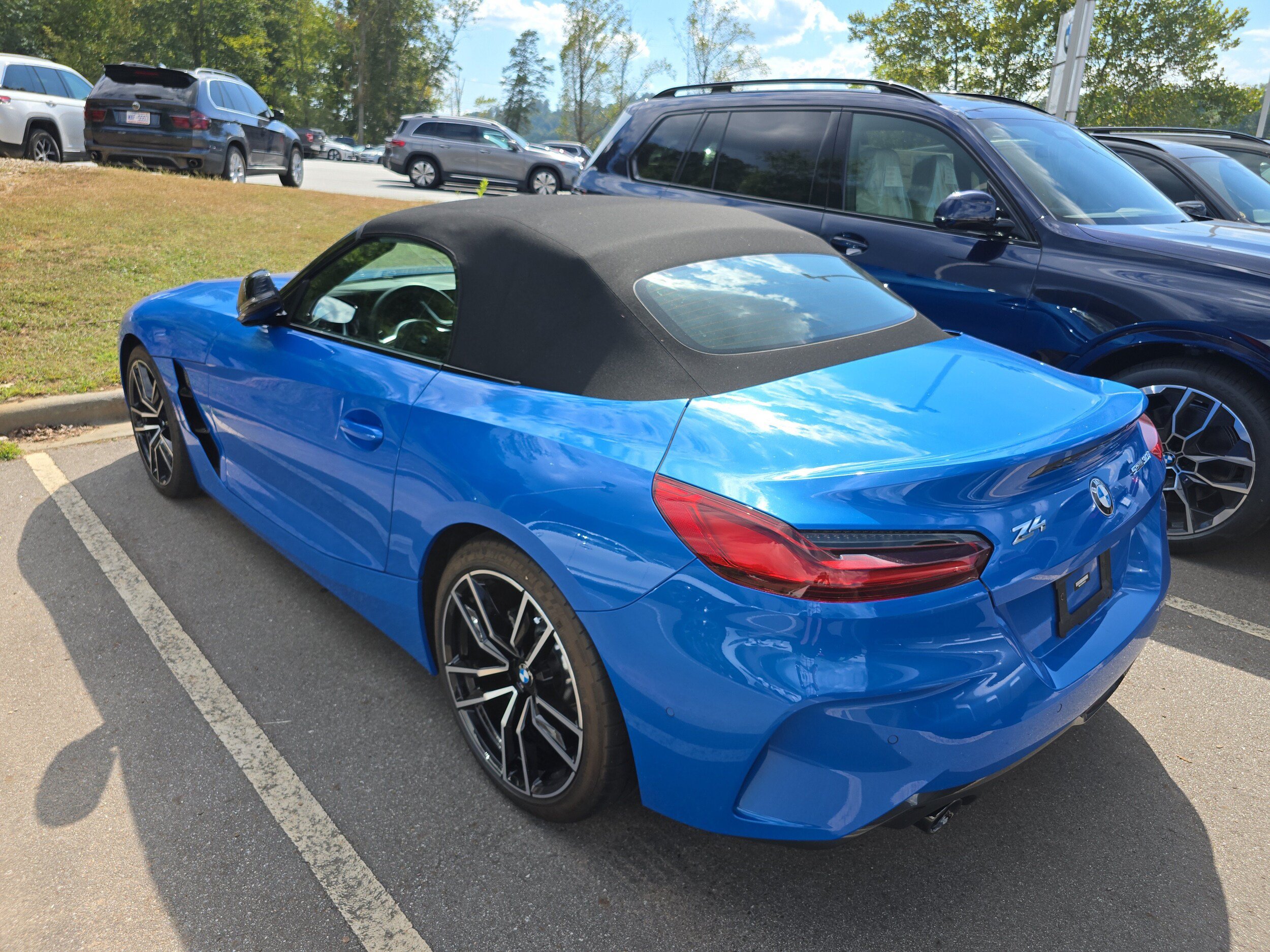 Used 2022 BMW Z4 sDrive30i w/ Premium Package 2 RWD image 3